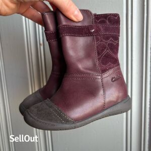 Clarks Girls Toddler Purple Mid Calf Leather Boots with Side Zipper